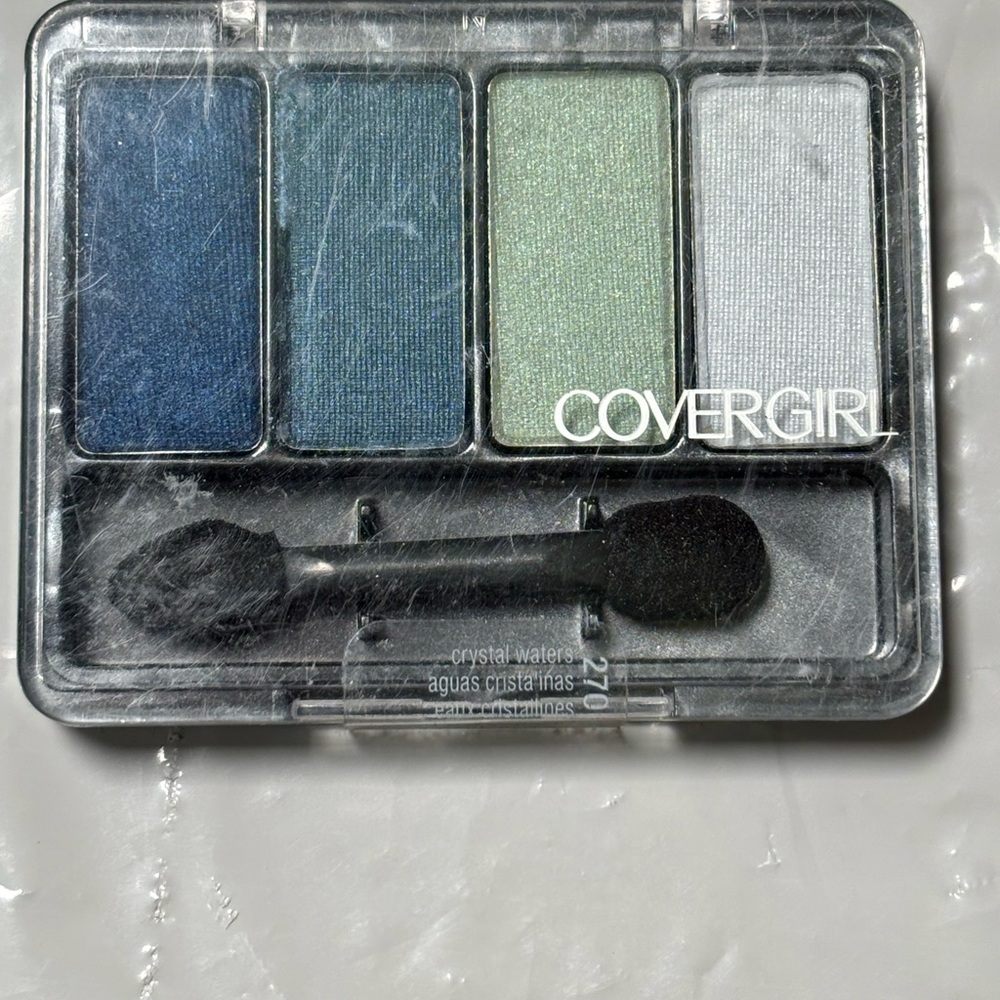 RARE HTF DISCONTINUED Covergirl Eye Enhancers Quad #270 Crystal Waters Sealed